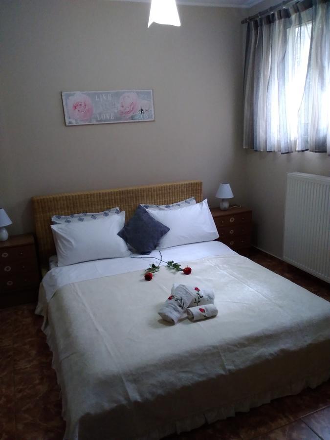 Rea'S Guest House Ártemida Kültér fotó